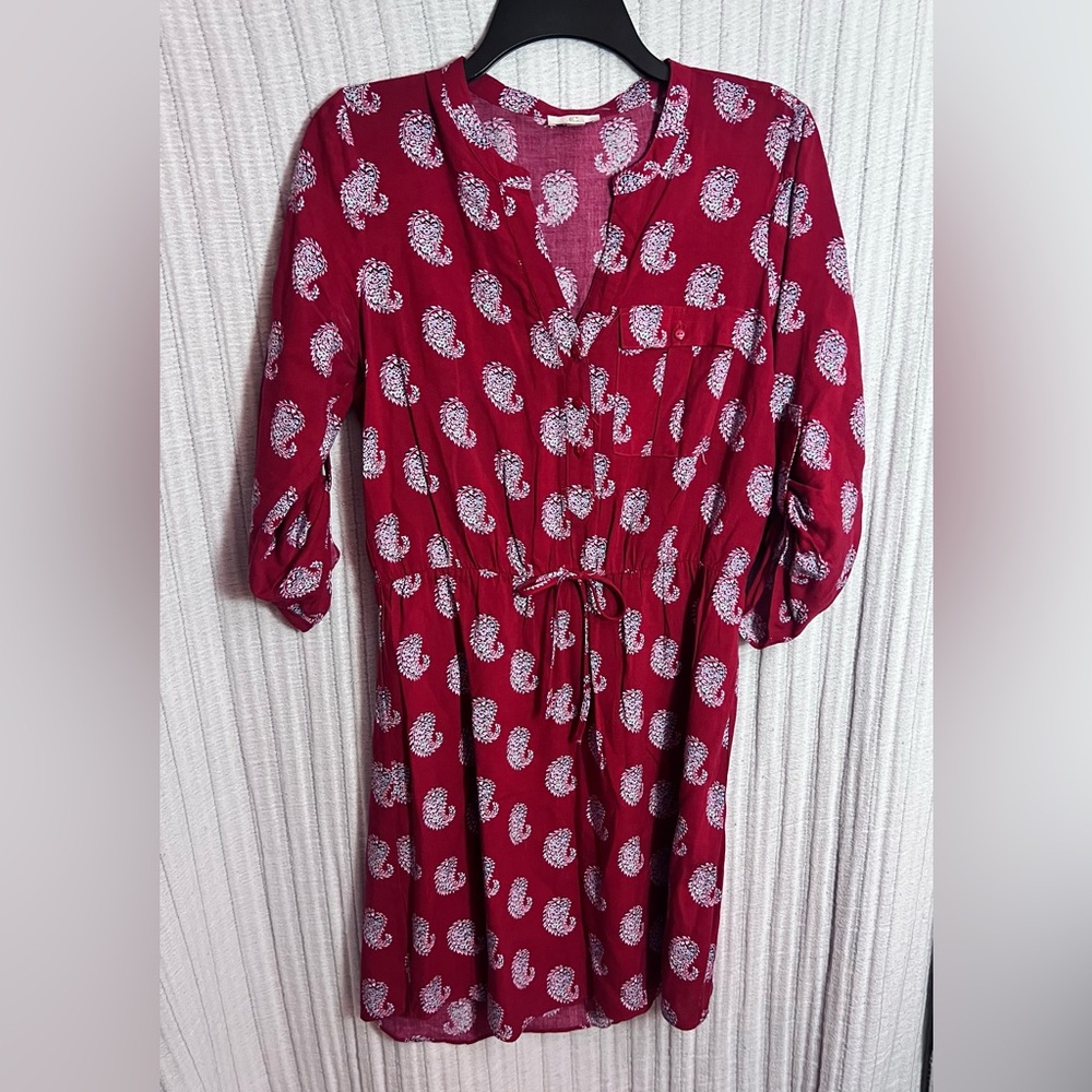 Charming Charlie Red Paisley 3/4 Sleeve Dress